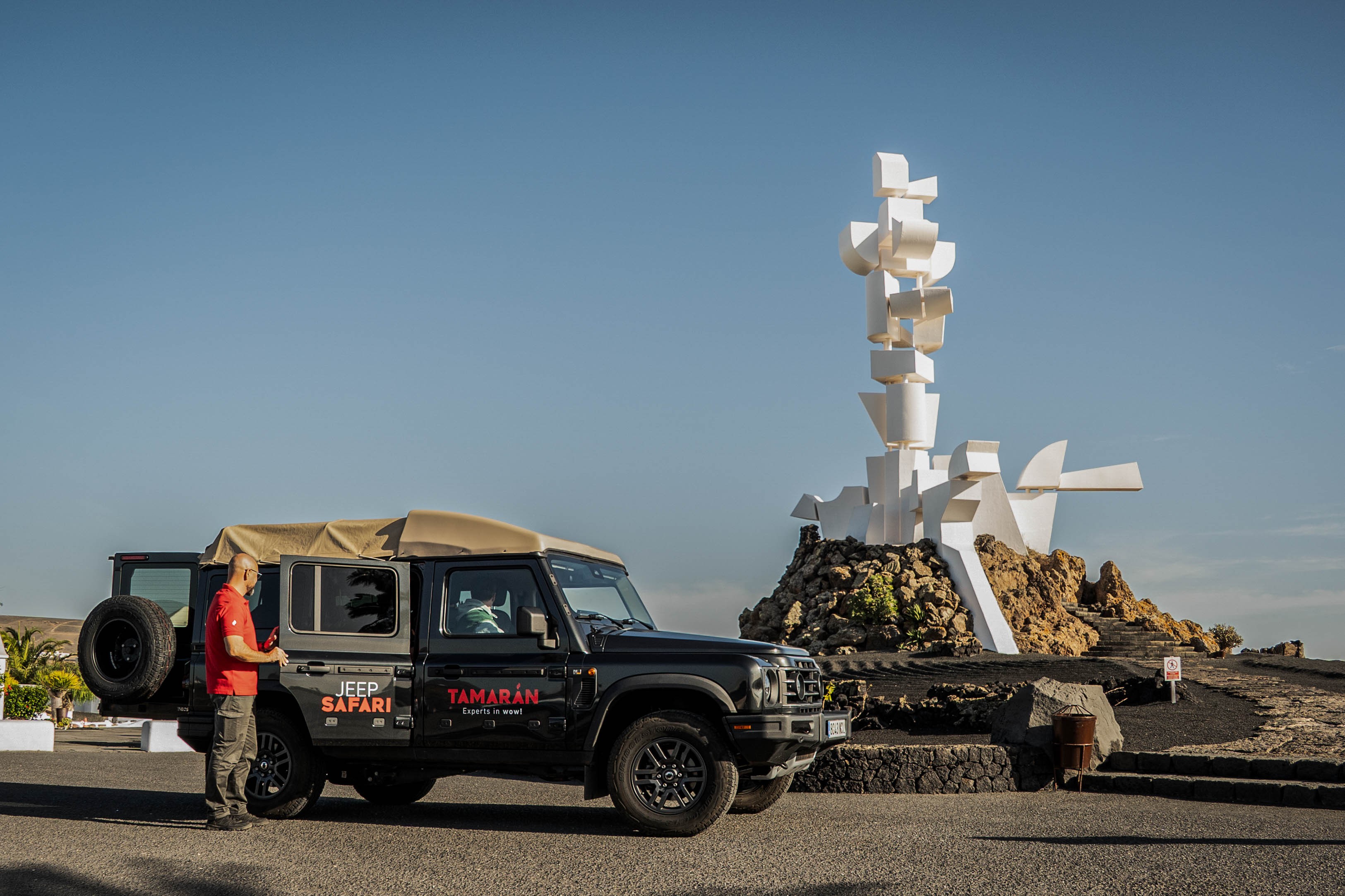 Lanzarote Off-Road Trip: Famara & Teguise in 4x4 | Tamarán