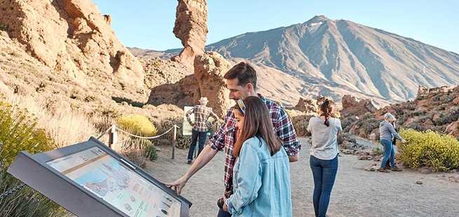 Excursión a los roques de García en Vip Tour Teide Masca en privado